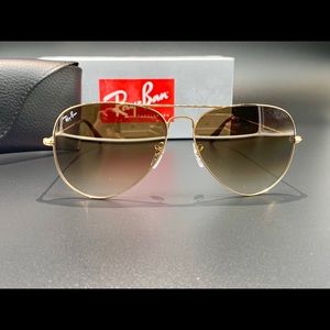 RayBan Aviator series
